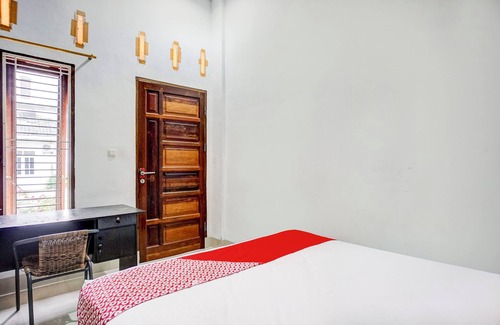 Medan Hotel | Spot ON 93947 Bahagia Guest House