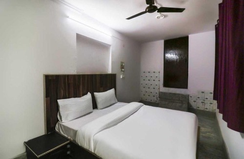 Dehradun Hotel | SPOT ON Atithi Guest House