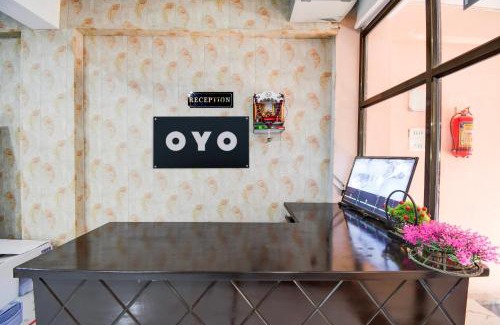 Phulpur Hotel | SPOT ON Hotel Rahul Inn