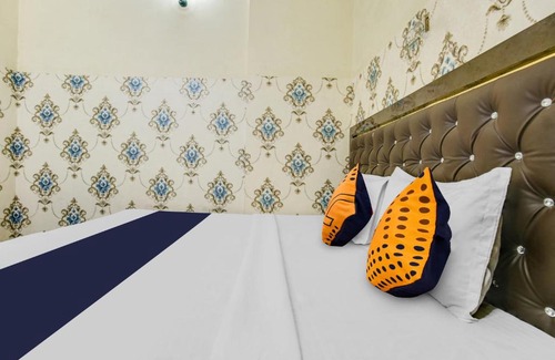 Shaheed Bhagat Singh Nagar Cama Y Desayuno | SPOT ON Hotel Raj Mahal