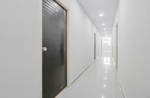 Hyderabad Hotel | SPOT ON Pnd Complex
