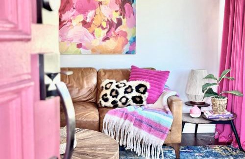 Inglewood Casa | Spotless Modern Home Close to LAX & Sofi Stadium