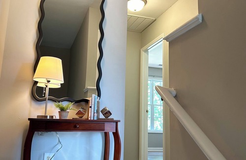 Kipling Casa | Spotless Townhome 3 Bed 4 Bath with First Floor Master Close to Campbell