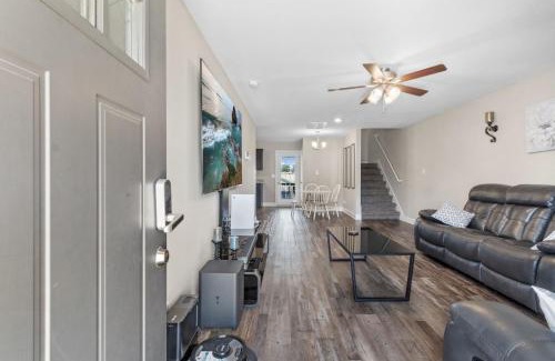 Clarksville Casa | Spotless