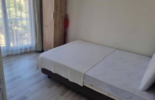 Gokceada Apartamento | Spotlessly Clean. Shock Market Top 2+1 Apartment in the Center