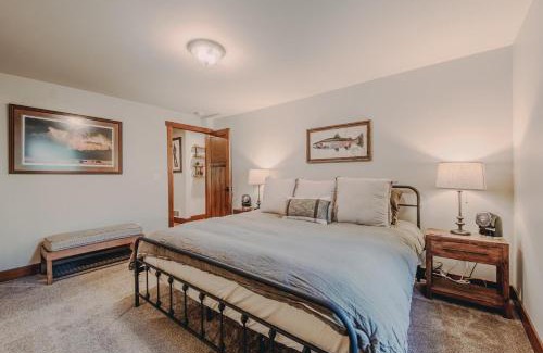 Bigfork Casa | Spotted Bear Cabin - For 6