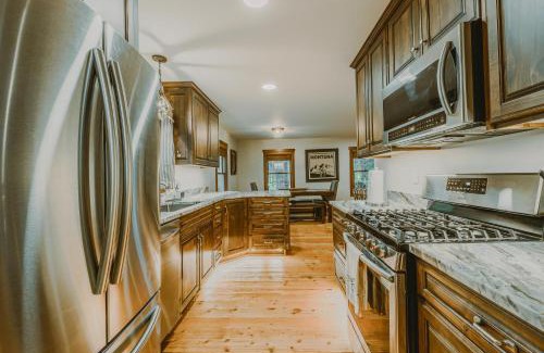 Bigfork Casa | Spotted Bear Cabin - For 6