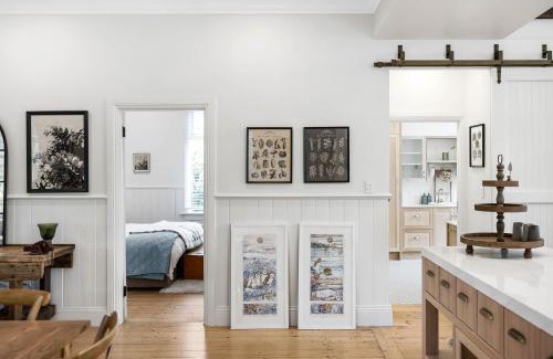 Crafers Casa | SPRIGG COTTAGE Adelaide Hills Luxury Retreat
