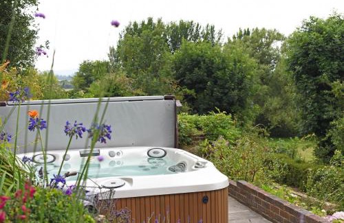 Amberley Casa | Spring Cottage