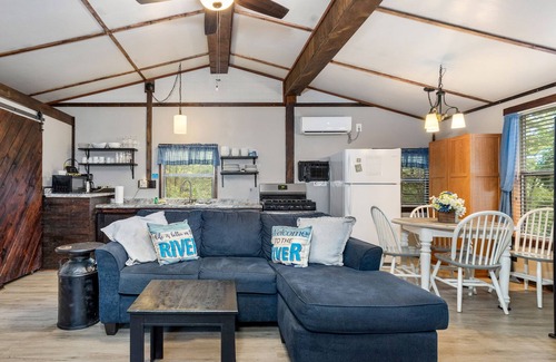 Miami Cabina | Spring River Fishing Cabins #1 - Maple - Dogs ok