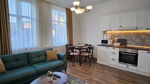 Cacak Apartamento | Spring Rustik