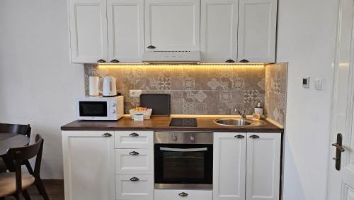 Cacak Apartamento | Spring Rustik