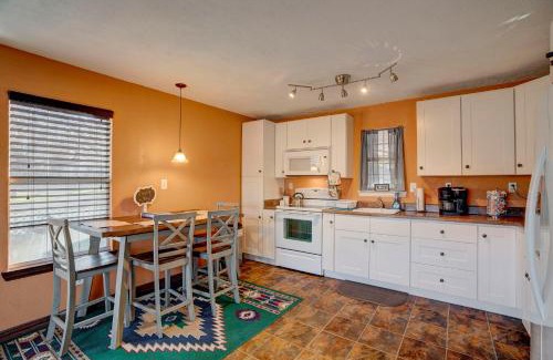 Dawson Casa | Springhill Lakehouse at Navarro Mills Lake