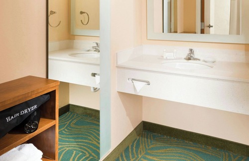 Bentonville Hotel | SpringHill Suites Bentonville