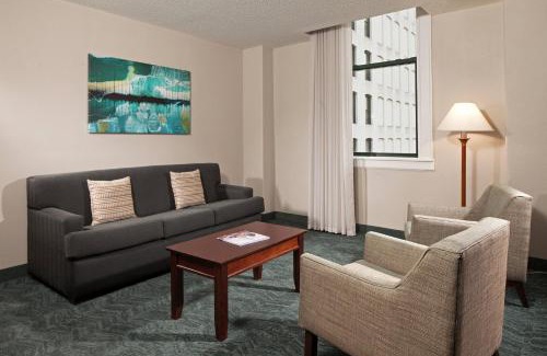 Downtown Baltimore Hotel | SpringHill Suites by Marriott Baltimore Downtown/Inner Harbor