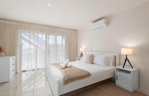 Clifton Springs Casa | Springs Getaway, Bayviews, Sleeps 6, Boat Parking