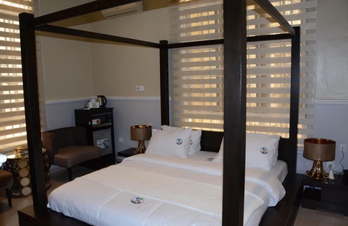 Utako Hotel | Springs Sparadise Hotel