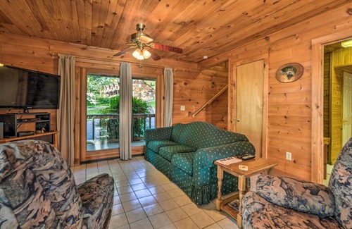 Springville Cabina | Springville Cabin on Kentucky Lake w/ Deck!