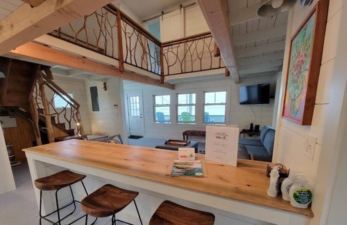 Ocean Point Casa | SPRUCE CABIN | OCEAN POINT | 3 Bed, 1 Bath