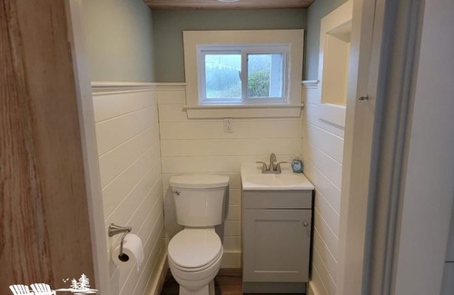 Ocean Point Casa | SPRUCE CABIN | OCEAN POINT | 3 Bed, 1 Bath