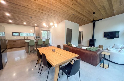 Copper Harbor Casa | Spruce House: The Perfect Summer Retreat with Hiking, Swimming, and More!