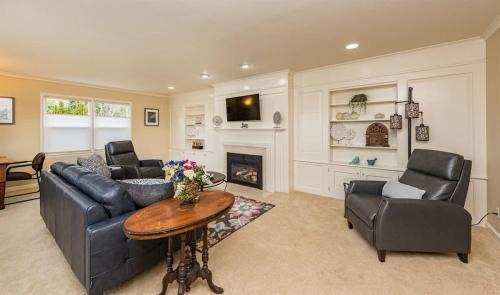 Sequim Casa | Sq Urban Retreat