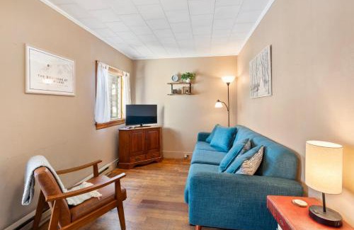 Holderness Casa | Squam Waterfront 2 bed rental (Suite 6)
