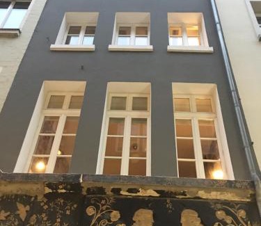 Dusseldorf Old Town Apartamento | Square Rooms 20