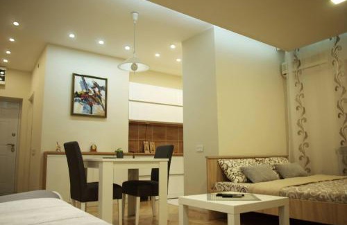 City Center Apartamento | Square Studio Apartment