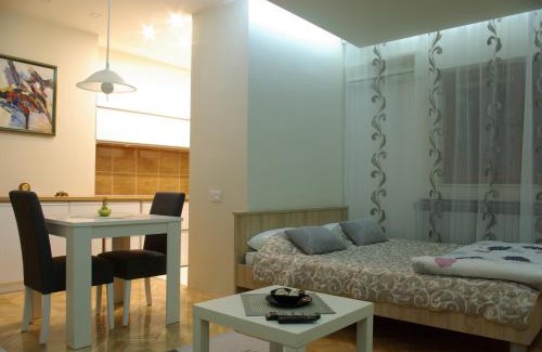 City Center Apartamento | Square Studio Apartment
