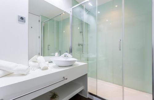 Praia da Rocha Apartamento | Squash Rocha Suite Beach Apartment