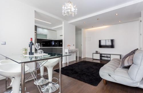 Praia da Rocha Apartamento | Squash Rocha Suite Beach Apartment
