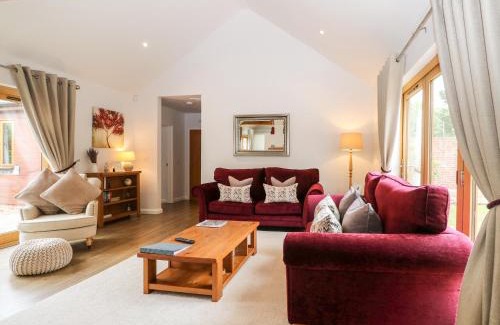 Fareham Casa | Squirrels Drey