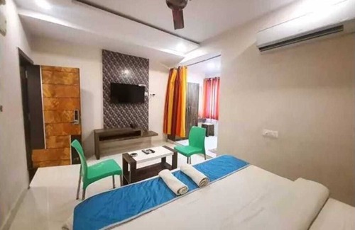 Bhavanipuram Hotel | SR GRAND HOTEL