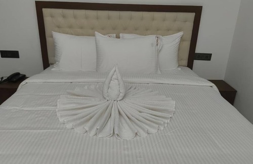 Attibele Hotel | Sree Brewery and kitchen