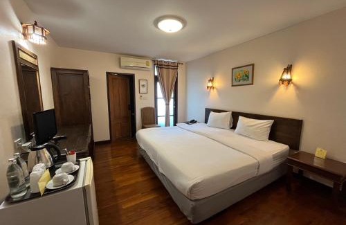 Old City Hotel | Sripat Guesthouse SHA Extra Plus