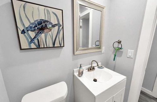 Fort Walton Beach Apartamento | SSE Unit 2 - The Starfish Home Away From Home Near the Beach!