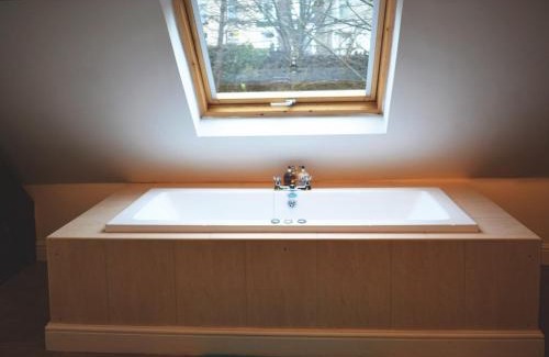 Blaencwm Casa | St Albans Church - 28165