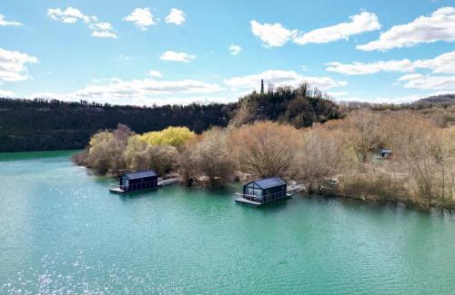 Weybridge Complejo | St Andrews Lakes