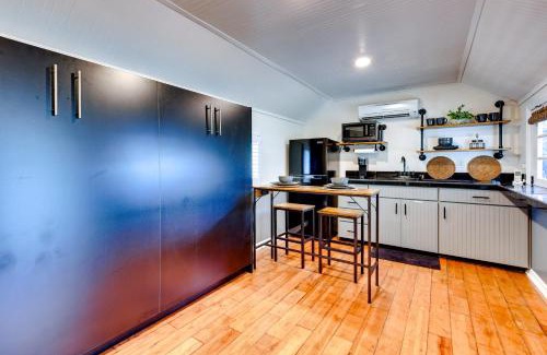 St. Augustine Apartamento | St Augustine Studio Patio, Swing and 3 Mi to Beach