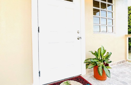 Estate East Street Casa | St. Croix Hilltop Cottage