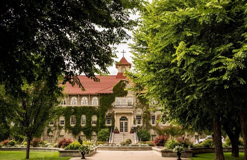 East Kootenay Complejo | St. Eugene Golf Resort & Casino