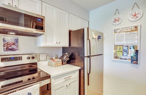 Beachwalk Condominio | St Helena Island Condo - 1/2 Mi to Beach