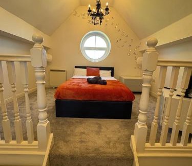 St Helens Apartamento | St Helens Apt Near Town Center & Theater, Free Parking & WiFi