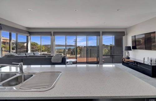 Stieglitz Casa | St Helens Beach House