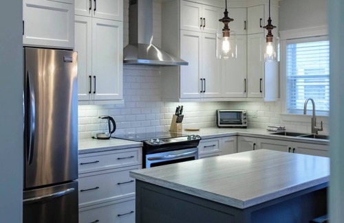 Downtown St. John's Casa | St. John's Style: Modern Meets Comfort