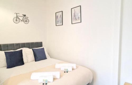 Burnley Casa | St Johns House 3 Ensuite Rooms Available