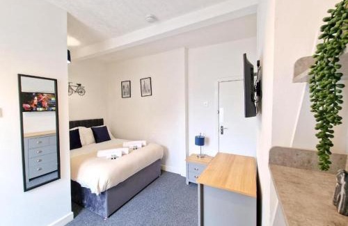 Burnley Casa | St Johns House 3 Ensuite Rooms Available