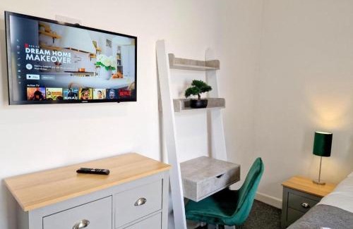 Burnley Casa | St Johns House 3 Ensuite Rooms Available