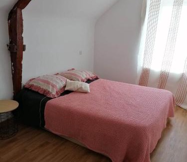 Saint-Malon-sur-Mel Casa | ST MALON SUR MEL